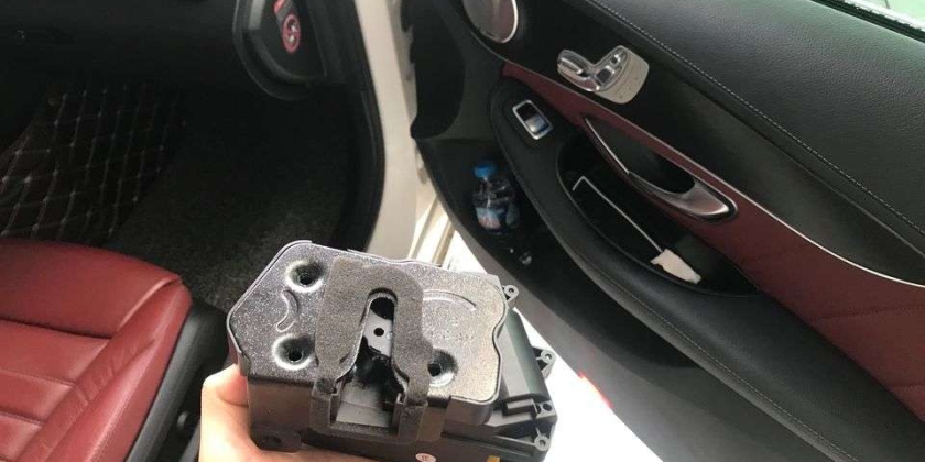 [HOT 2024] Cơ sở chuyên độ cửa hít ô tô - kinh nghiệm và bảng giá độ cửa hít 2024