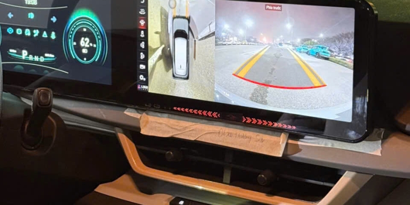 Cảnh Báo Khi Nâng Cấp Màn Hình Dài Liền Khối VF3: Can Thiệp Sâu và Rủi Ro Mất Bảo Hành