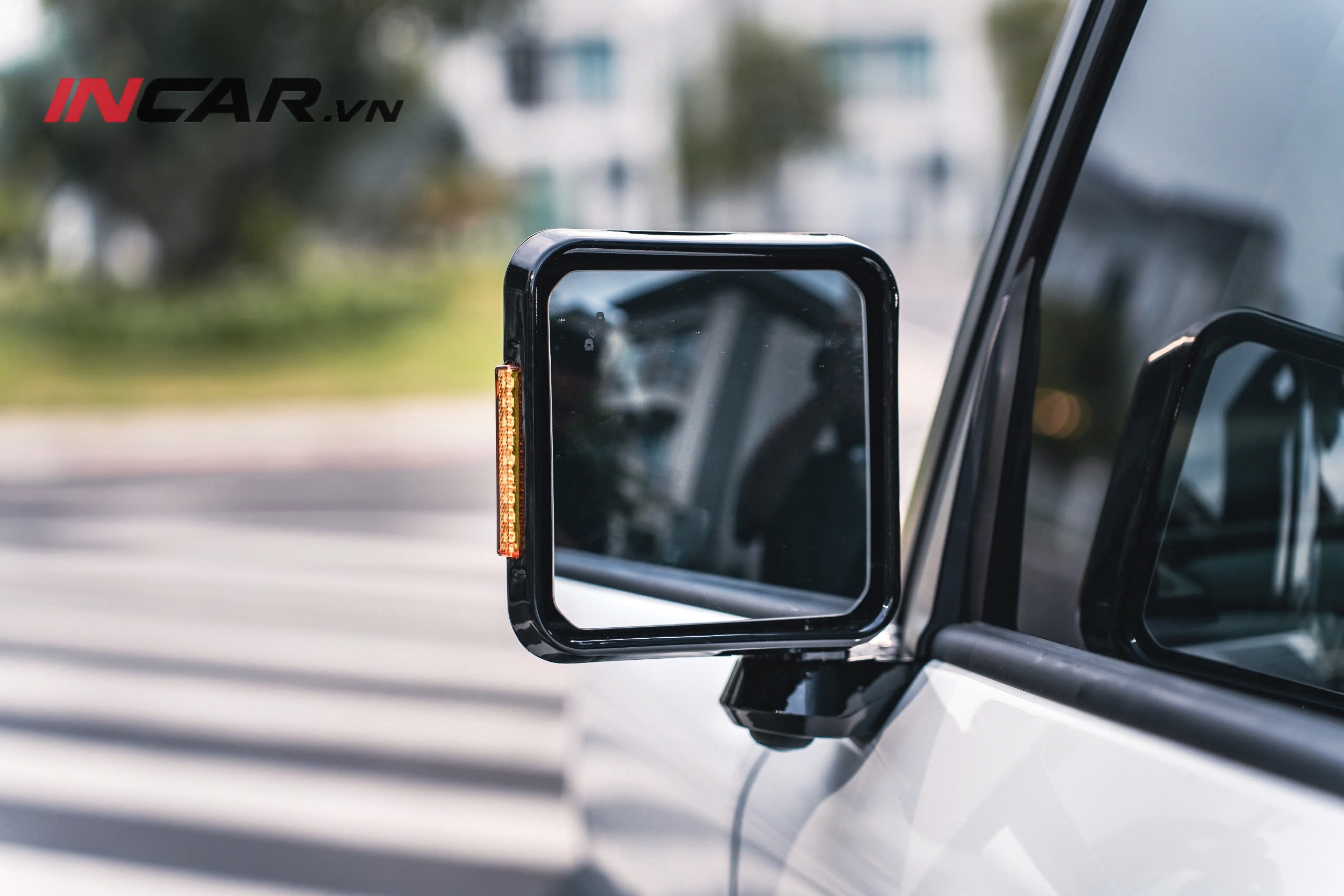 Gương gập điện VF3