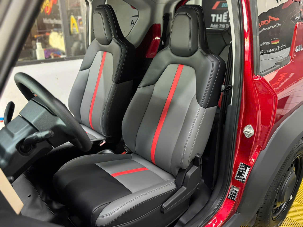 ghe-da-vf3-lavor-phoi-mau-den-do