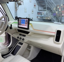 Ghế da VF3 ( Phối kem và đen )