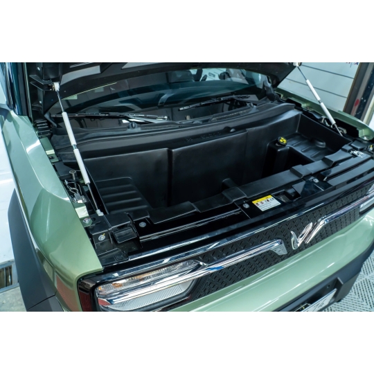 Cốp trước VF3 khoá cơ